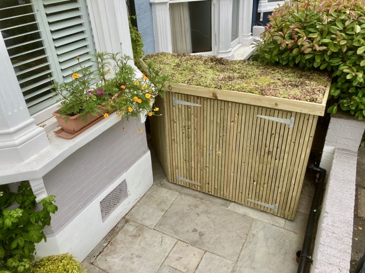 Screenshot showing green roof planting options for a bike shed (3 of 5)